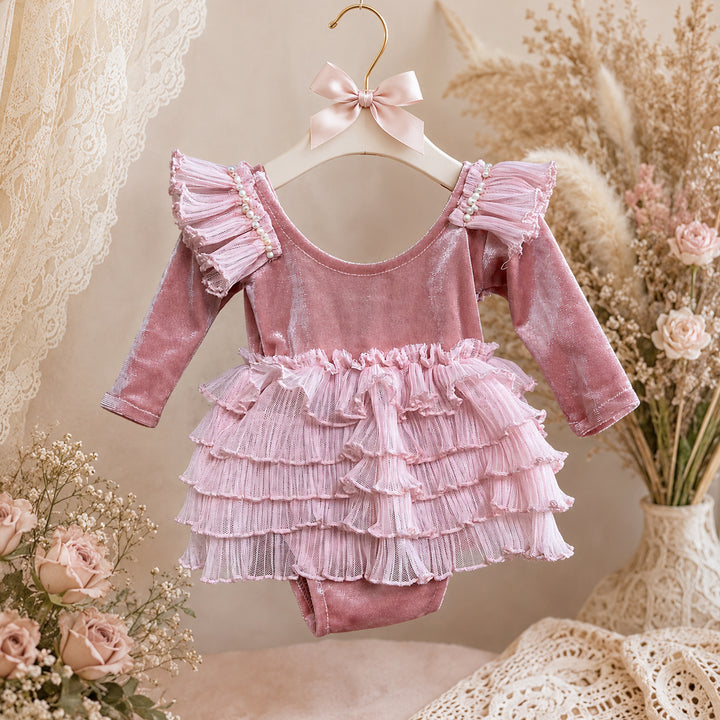 Robe de nouveau-né en tulle avec étoiles