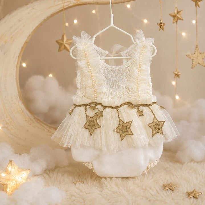 Vestido de recién nacida de tul con estrellas