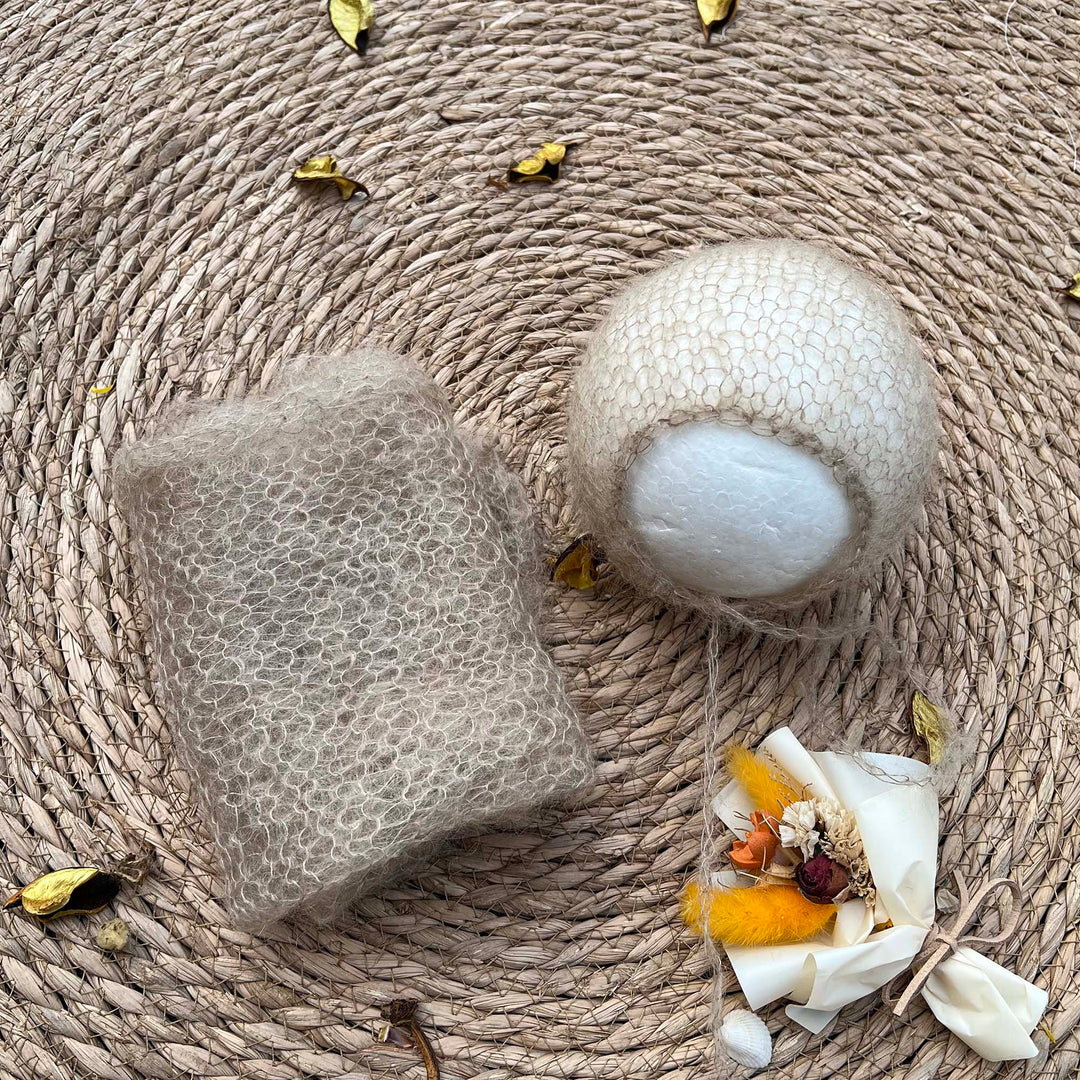 A Set Wrap and Bonnet